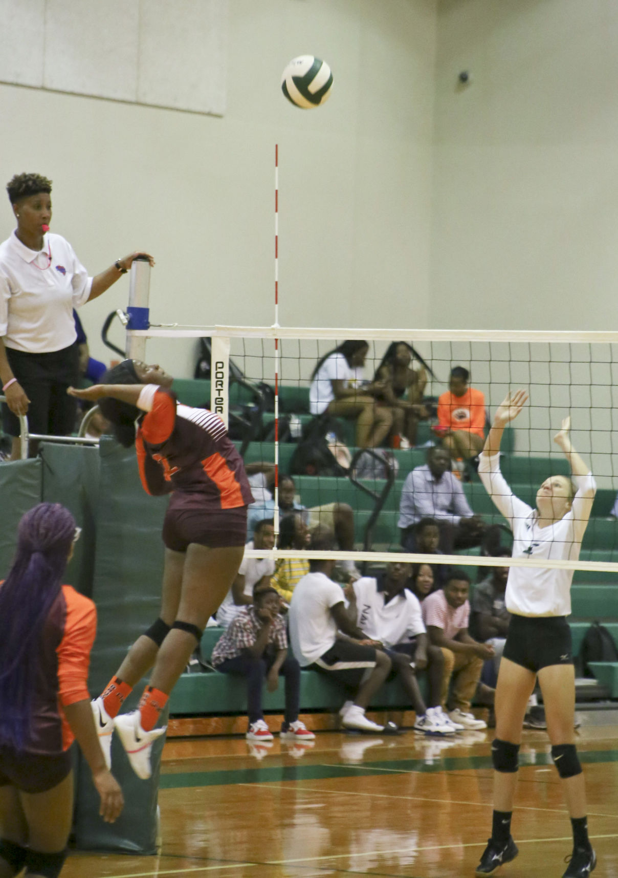 Woodland Volleyball hosts O-W